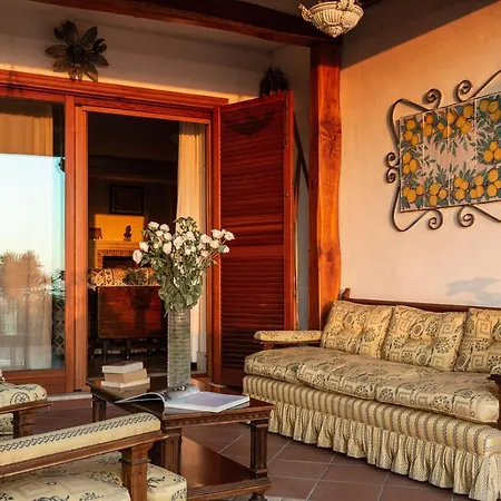 Villa Nunzia Housing E Resort *