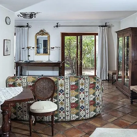 Villa Nunzia Housing E Resort *